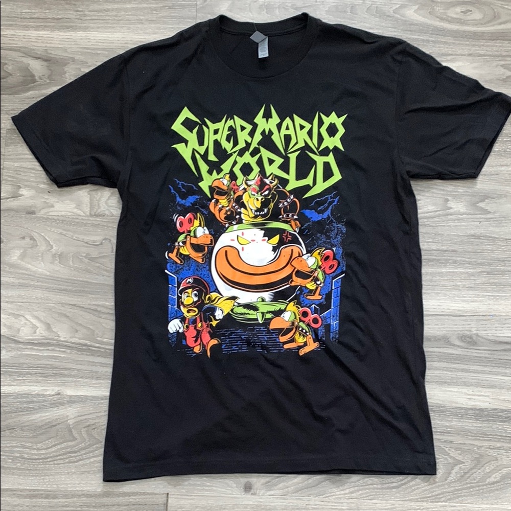 New Super Mario World Black Graphic T-Shirt Nintendo